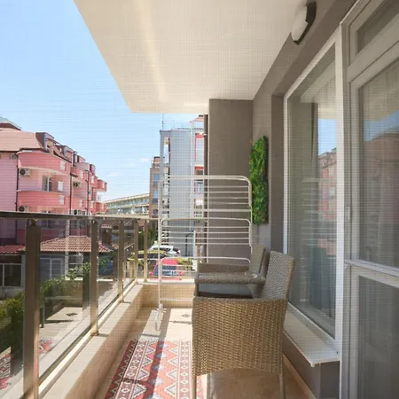 South Primorsko, Family With Terrace And Free Parking * Primorsko